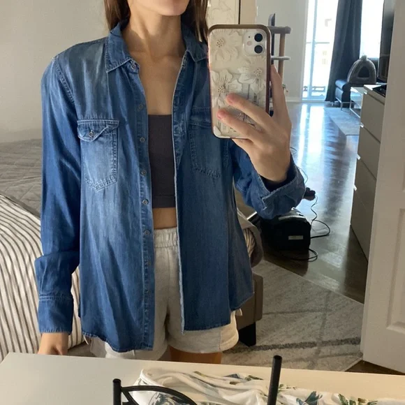 Folder - Picture 2 of 4